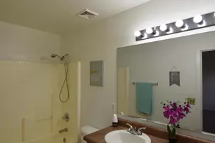 2404 W Roeser Rd, Phoenix, AZ 85041 - Photo 25