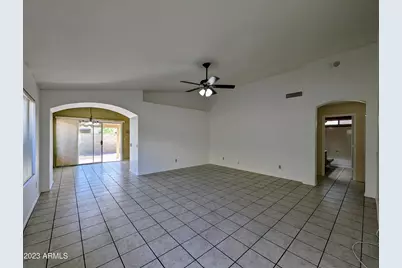 8437 W Charter Oak Road, Peoria, AZ 85381 - Photo 9