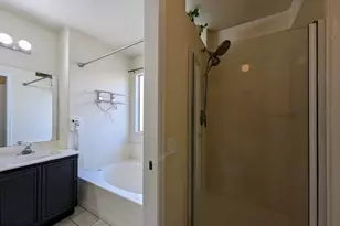 8437 W Charter Oak Rd, Peoria, AZ 85381 - Photo 27