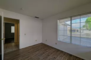 8437 W Charter Oak Rd, Peoria, AZ 85381 - Photo 45