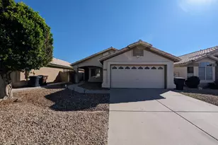 8437 W Charter Oak Rd, Peoria, AZ 85381 - Photo 3