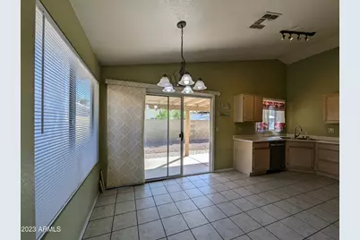 8437 W Charter Oak Road, Peoria, AZ 85381 - Photo 13