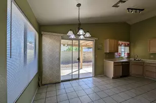 8437 W Charter Oak Rd, Peoria, AZ 85381 - Photo 13