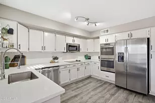 10890 S Dreamy Dr, Goodyear, AZ 85338 - Photo 13