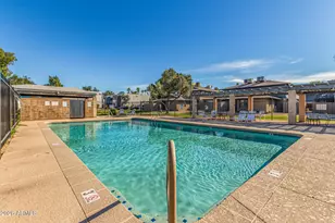 286 W Palomino Dr, Chandler, AZ 85225 - Photo 29