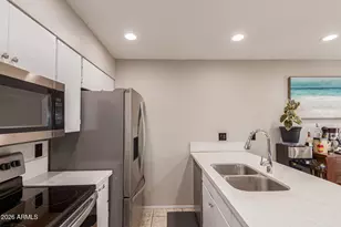 286 W Palomino Dr, Chandler, AZ 85225 - Photo 15