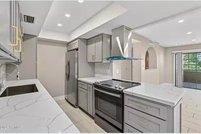 7557 N Dreamy Draw Drive #264, Phoenix, AZ 85020 - Photo 9