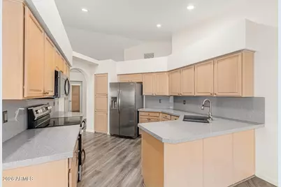 8954 W Sequoia Drive, Peoria, AZ 85382 - Photo 7