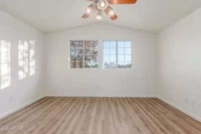 976 W Hudson Way, Gilbert, AZ 85233 - Photo 23