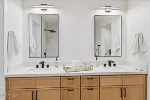 3243 N 38th St, Phoenix, AZ 85018 - Photo 25