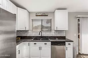 567 W Spur Ave, Gilbert, AZ 85233 - Photo 9