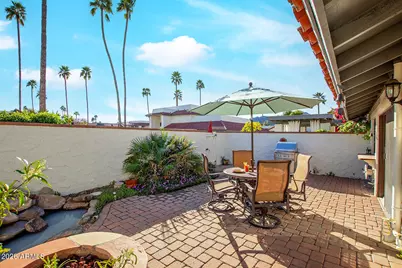 5834 N Scottsdale Road, Paradise Valley, AZ 85253 - Photo 3