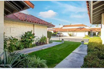 5834 N Scottsdale Road, Paradise Valley, AZ 85253 - Photo 5