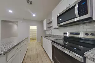 15831 W Port Royale Ln, Surprise, AZ 85379 - Photo 5