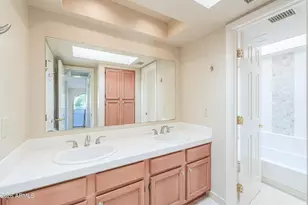 8826 S 51st St, Phoenix, AZ 85044 - Photo 13