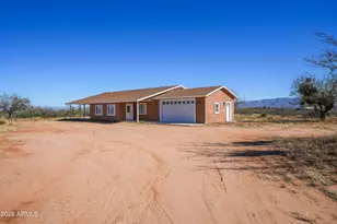 8505 E Hansford Ln, Sierra Vista, AZ 85650 - Photo 3