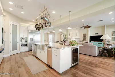 8705 S 24th Place, Phoenix, AZ 85042 - Photo 17