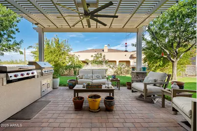 8705 S 24th Place, Phoenix, AZ 85042 - Photo 35