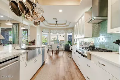 8705 S 24th Place, Phoenix, AZ 85042 - Photo 15