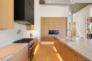 6824 E Hummingbird Ln, Paradise Valley, AZ 85253 - Photo 25