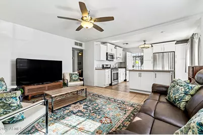 5225 N 8th Place, Phoenix, AZ 85014 - Photo 7