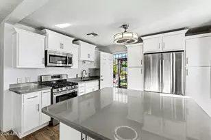 5225 N 8th Pl, Phoenix, AZ 85014 - Photo 9