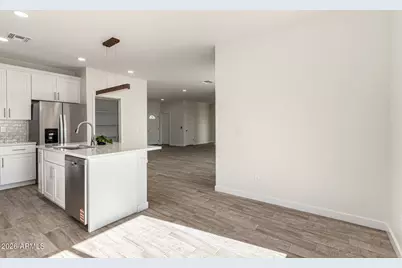 12361 W Obregon Drive, Arizona City, AZ 85123 - Photo 9