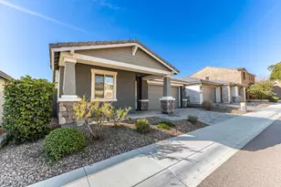 735 E Marblewood Wy, Phoenix, AZ 85048 - Photo 3