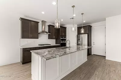 735 E Marblewood Way, Phoenix, AZ 85048 - Photo 11