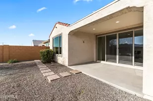 27361 W Wahalla Ln, Buckeye, AZ 85396 - Photo 35