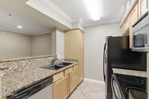 2025 E Campbell Ave, Phoenix, AZ 85016 - Photo 7