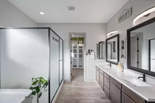 1353 E Paseo Way, Phoenix, AZ 85042 - Photo 31