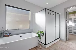 1353 E Paseo Way, Phoenix, AZ 85042 - Photo 33