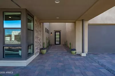 1353 E Paseo Way, Phoenix, AZ 85042 - Photo 5