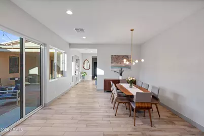 1353 E Paseo Way, Phoenix, AZ 85042 - Photo 11