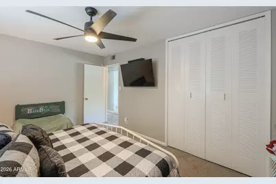 10530 W Desert Hills Court, Sun City, AZ 85351 - Photo 13