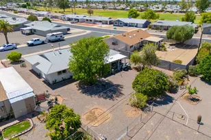 10530 W Desert Hills Ct, Sun City, AZ 85351 - Photo 27