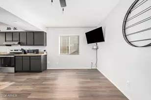 10827 N 65th Ave, Glendale, AZ 85304 - Photo 11