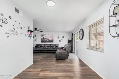 10827 N 65th Avenue, Glendale, AZ 85304 - Photo 9