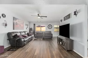 10827 N 65th Ave, Glendale, AZ 85304 - Photo 7