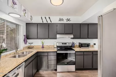 10827 N 65th Avenue, Glendale, AZ 85304 - Photo 15