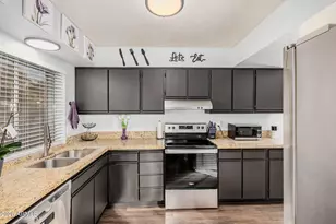 10827 N 65th Ave, Glendale, AZ 85304 - Photo 15