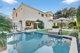 3906 E Crittenden Ln, Phoenix, AZ 85018 - Photo 3