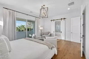 3906 E Crittenden Ln, Phoenix, AZ 85018 - Photo 31