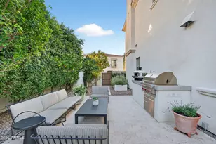 3906 E Crittenden Ln, Phoenix, AZ 85018 - Photo 57