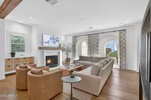 3906 E Crittenden Ln, Phoenix, AZ 85018 - Photo 11