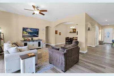 13563 W Monte Vista Road, Goodyear, AZ 85395 - Photo 13