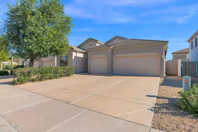 13563 W Monte Vista Road, Goodyear, AZ 85395 - Photo 3