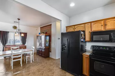 31807 N 219th Avenue, Wittmann, AZ 85361 - Photo 3