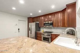 5502 S Jolly Roger Rd, Tempe, AZ 85283 - Photo 19